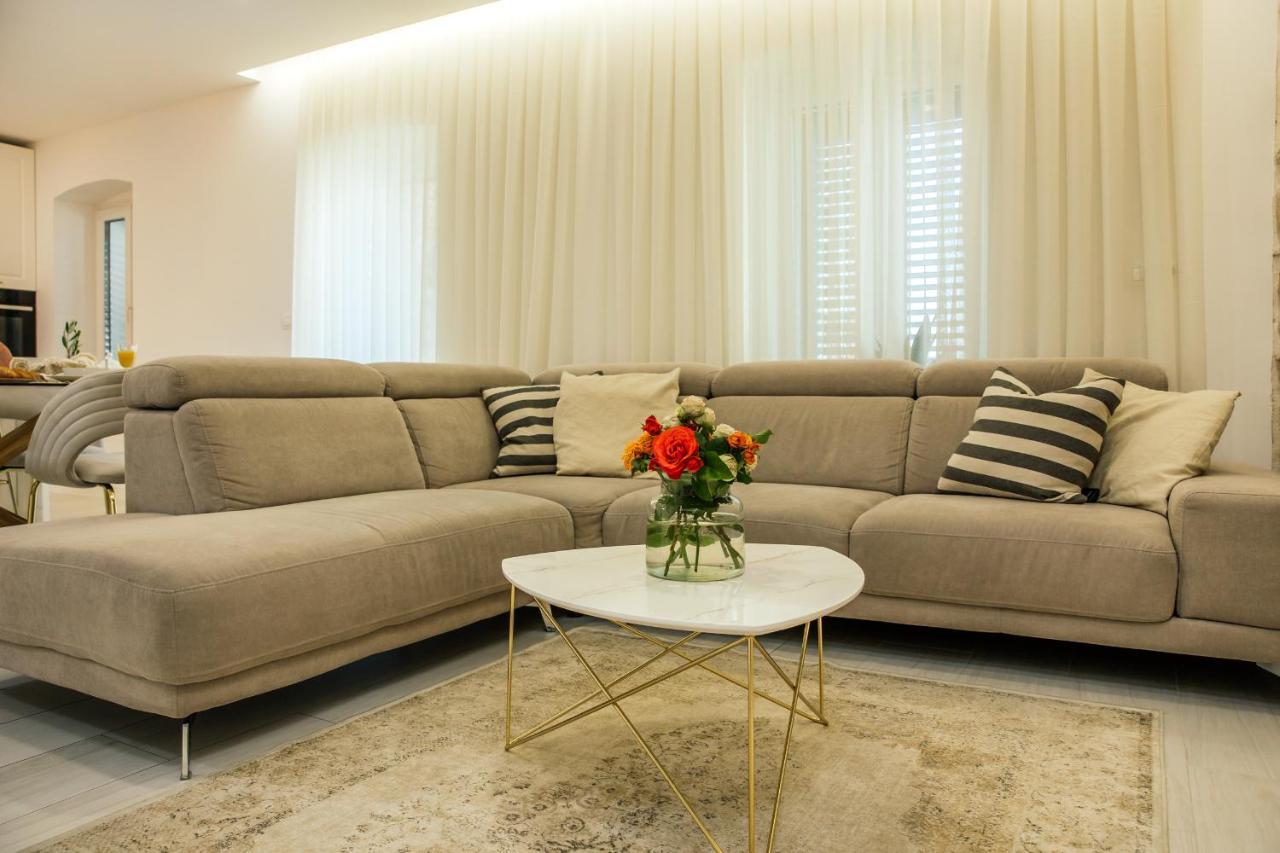 Anno Apartment Imotski-Makarska Buitenkant foto